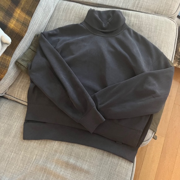 Lululemon Softstreme Turtleneck Pullover - Picture 3 of 5